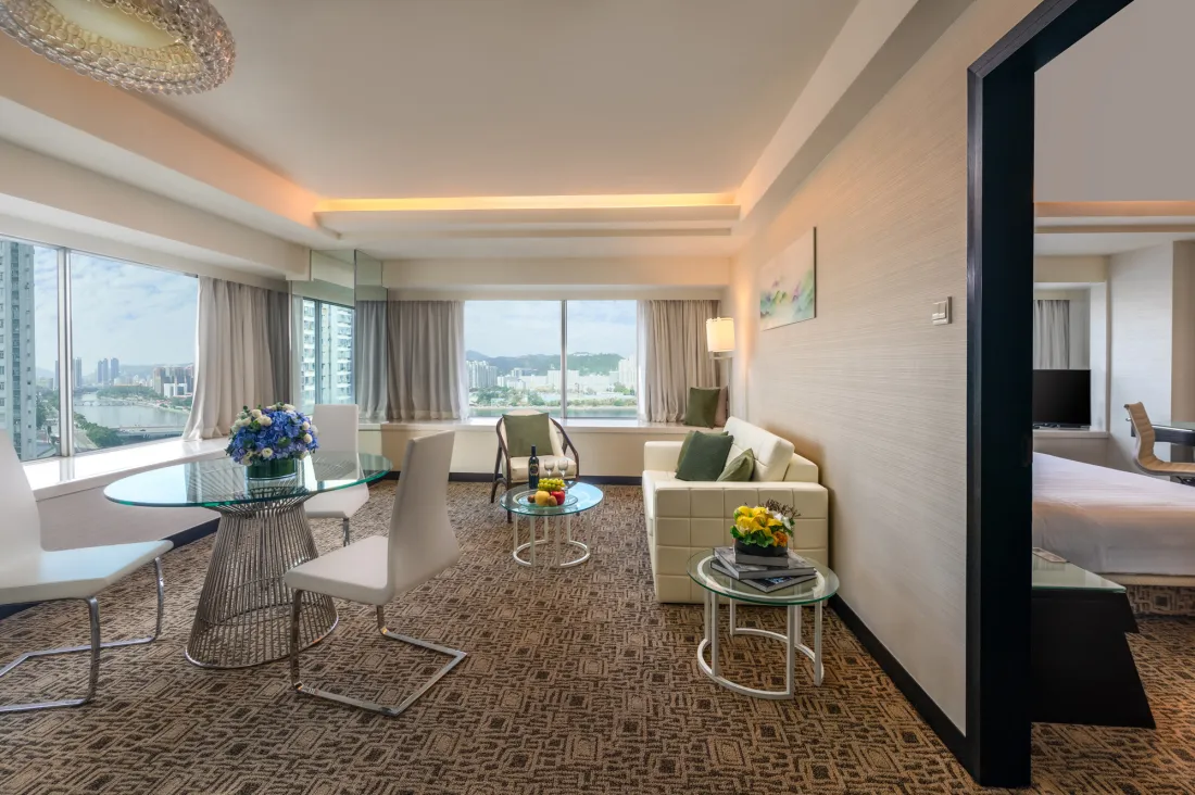  Deluxe-suite_2.jpg 