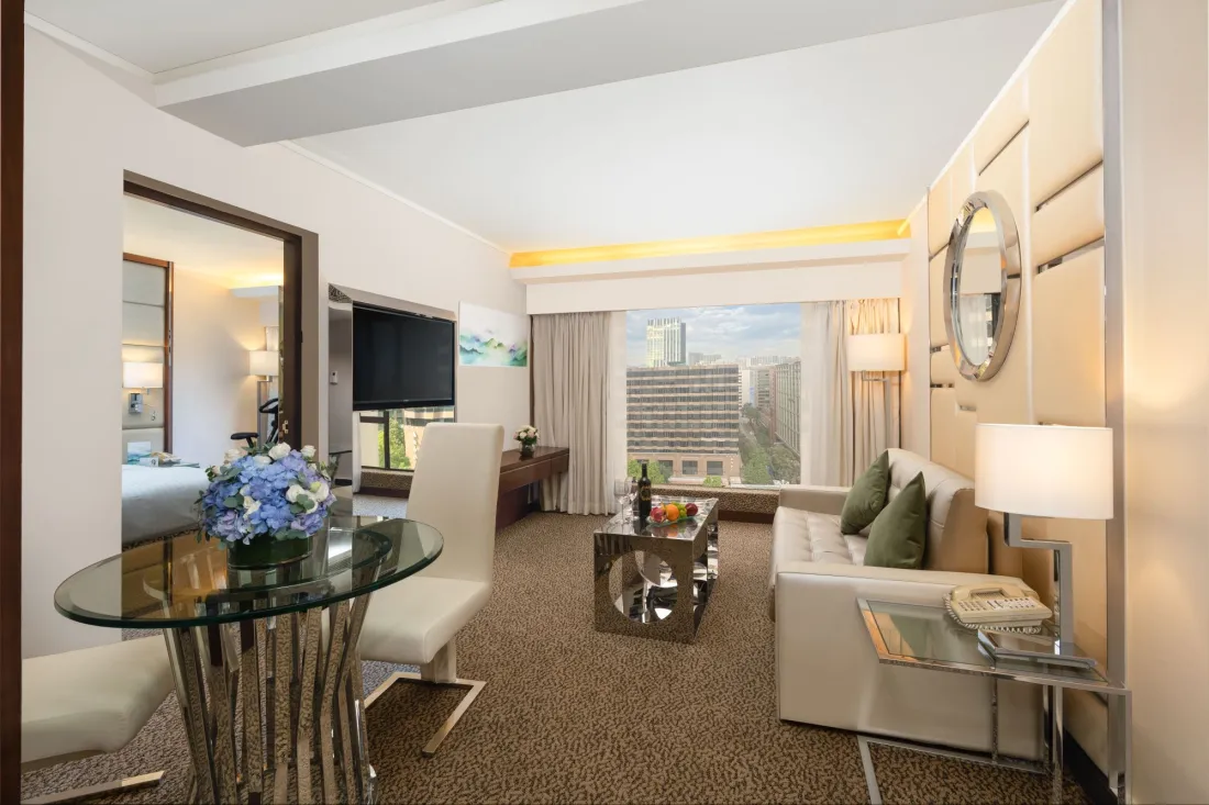  Executive Suite_Image.jpg 