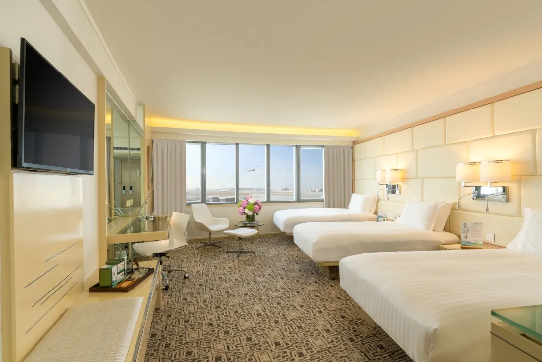  Family Triple Room_Image.jpg 