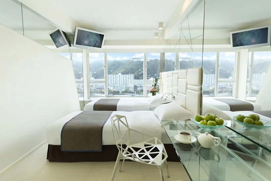  Premier Room_Image.jpg 