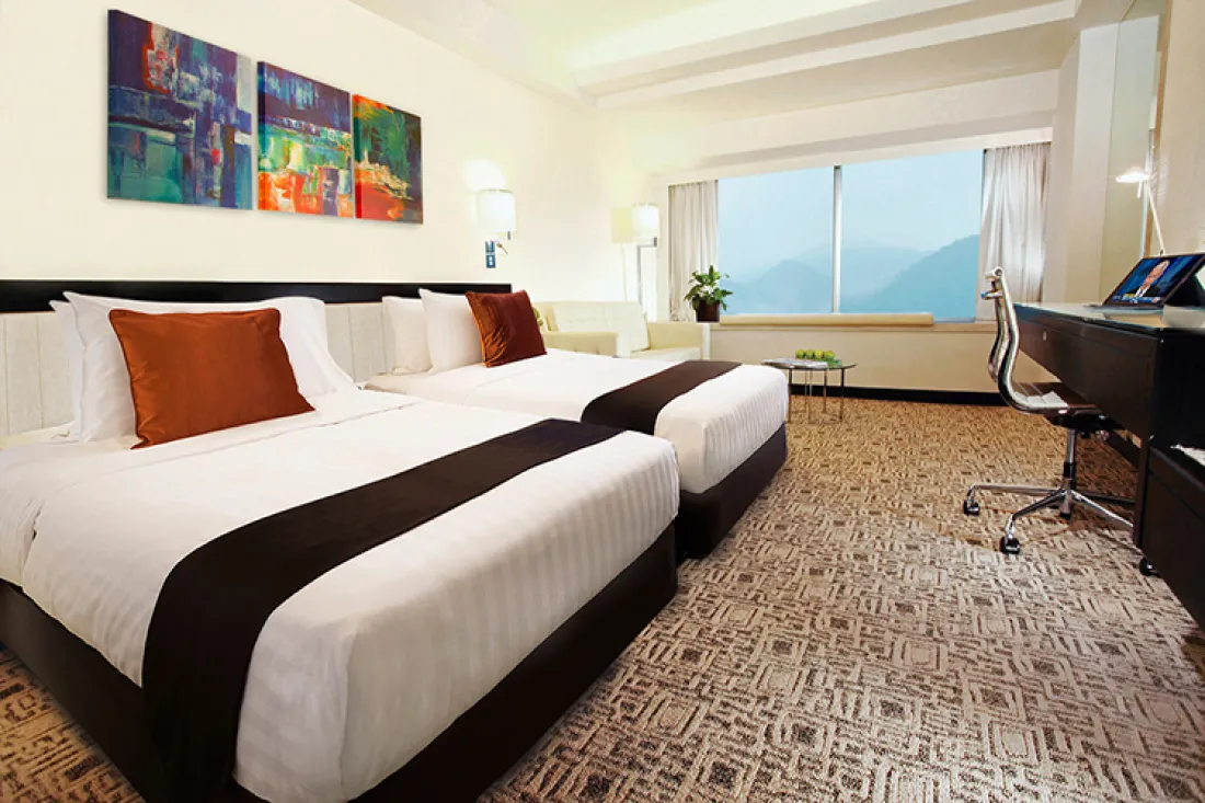  Deluxe Room_Image.jpg 