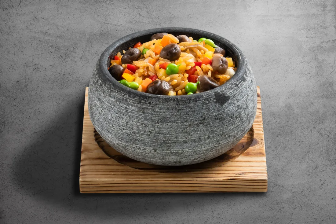  	Regal PalaceDelightful Vegetarian Selection