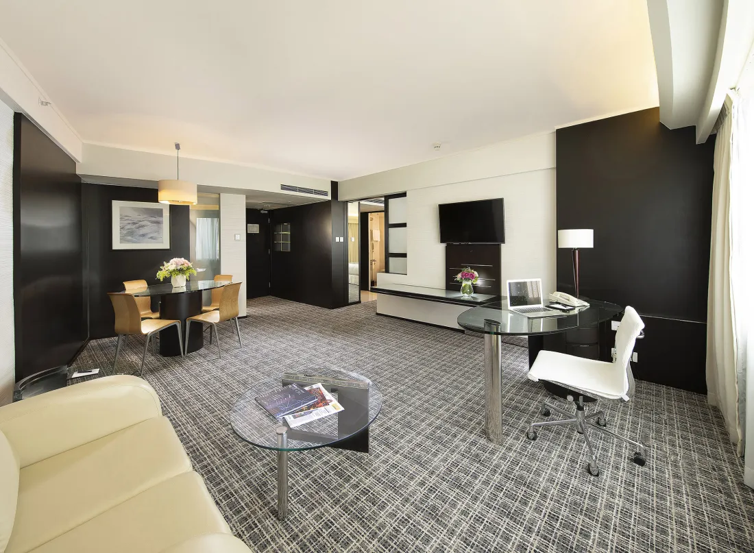  Room Deluxe Suite new 1 high res.jpg 