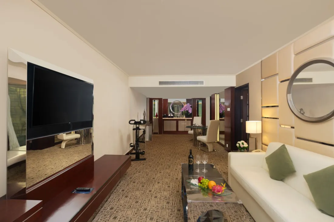  Royal Suite_Image.jpg 