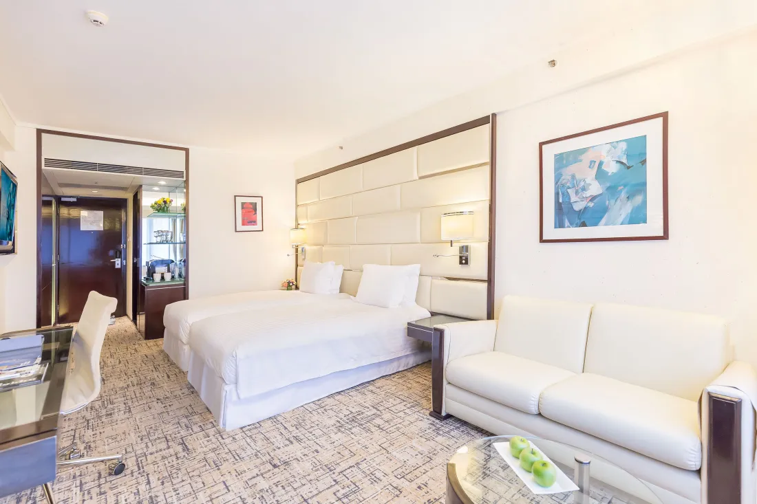Executive Club Superior Room