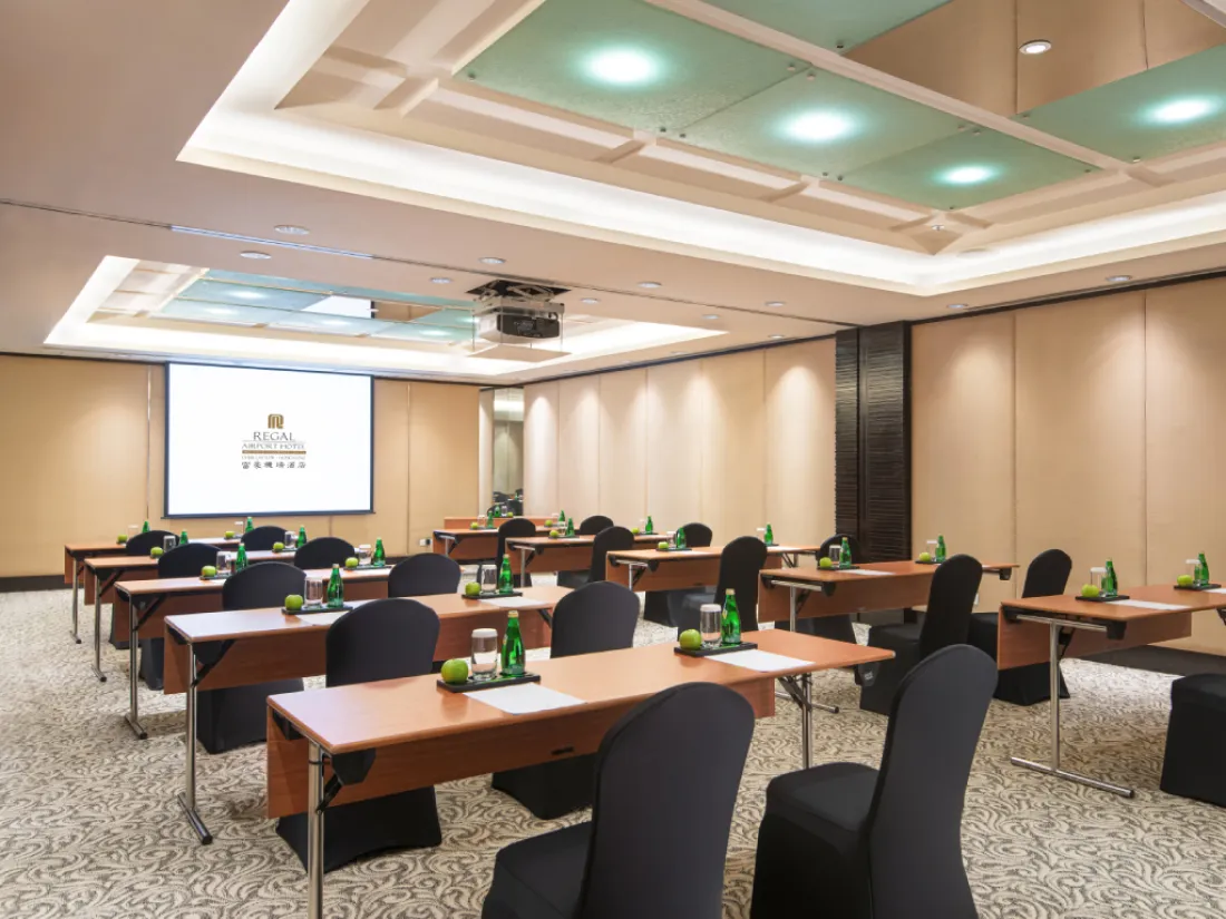 RAH_Meeting Room_Classroom_Setting