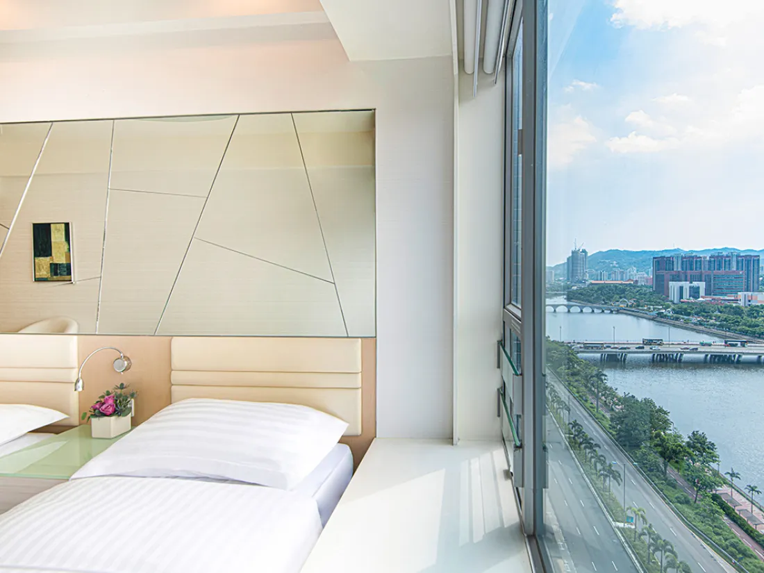 RRH_Premier Riverside Room