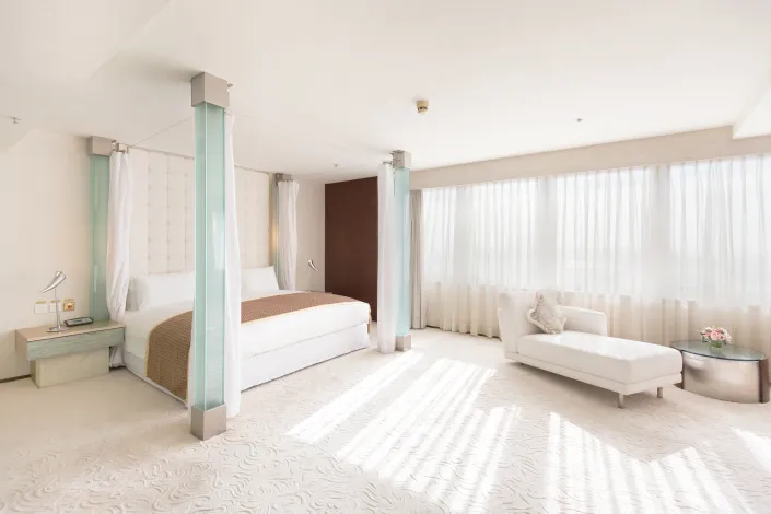 RAH_ Presidential Suite